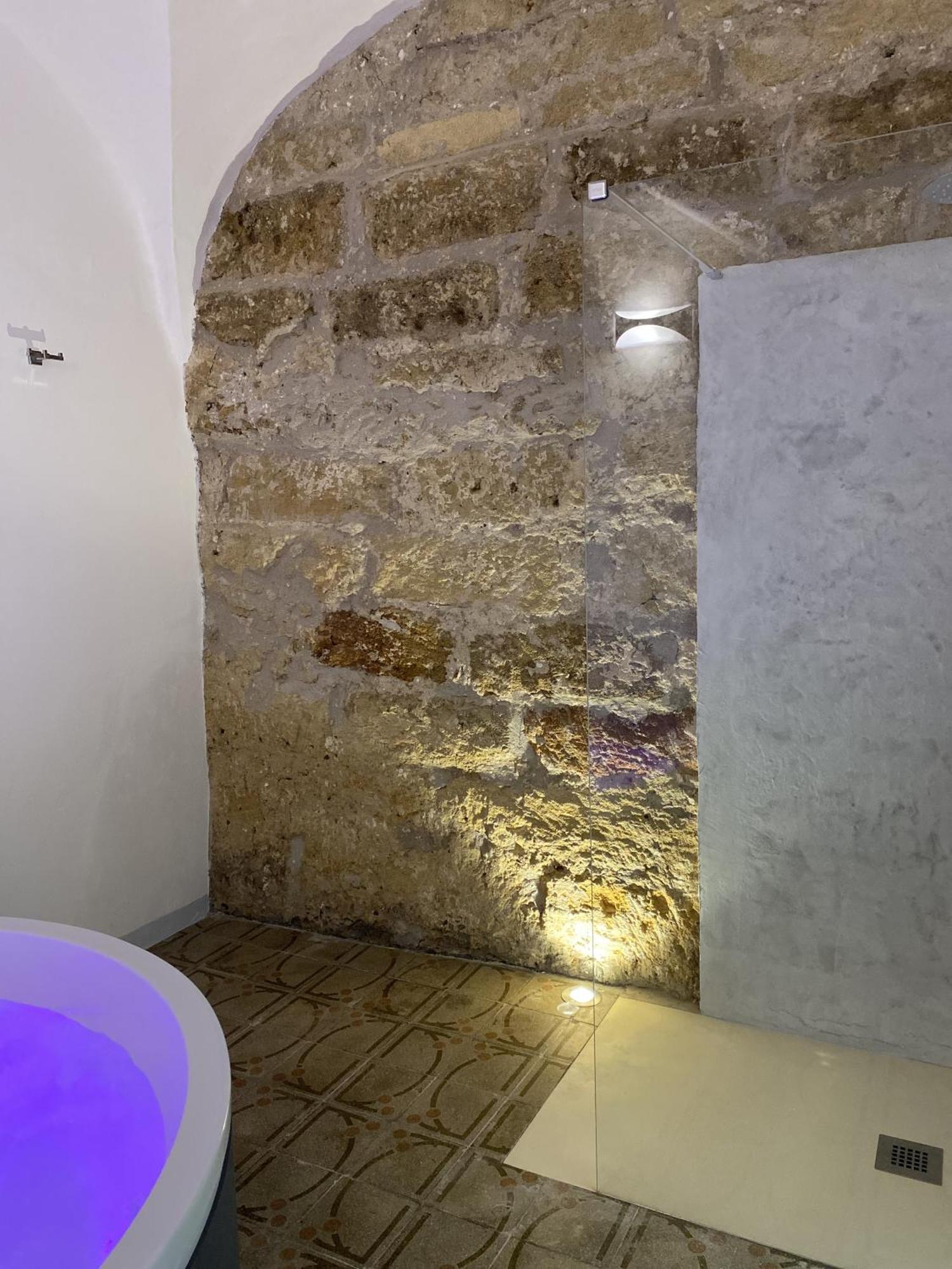 Settegrana Suite Con Vasca Idromassaggio Чинизи Экстерьер фото